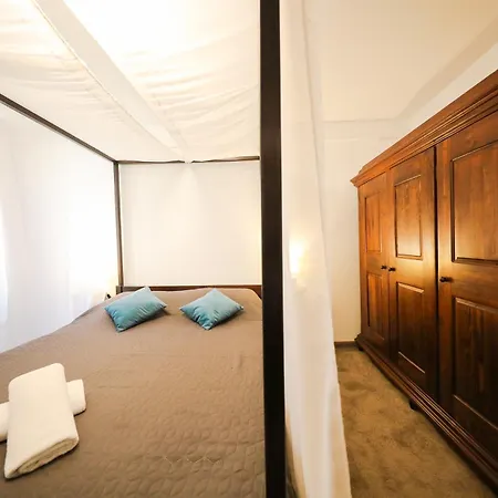 Luxury Contessa Vitali זאדאר