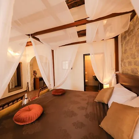 Guest house Luxury Contessa Vitali 4*