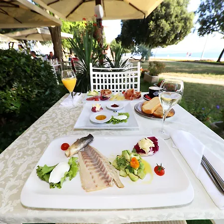 Πανσιόν Luxury Contessa Vitali Ζαντάρ