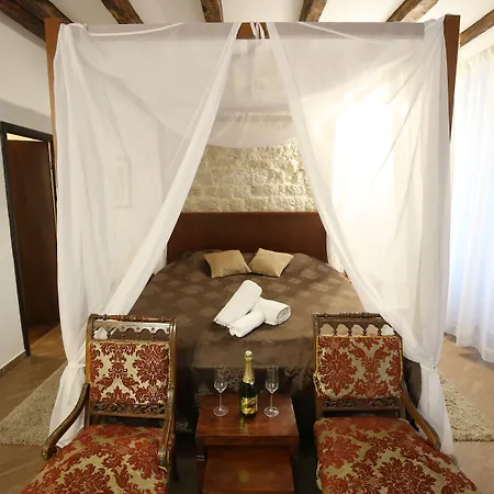 Πανσιόν Luxury Contessa Vitali